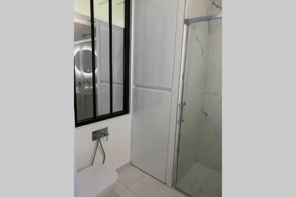 Stylist And Cosy Appartement In Montparnasse Paris Exterior foto