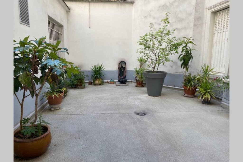 Stylist And Cosy Appartement In Montparnasse Paris Exterior foto