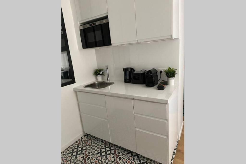Stylist And Cosy Appartement In Montparnasse Paris Exterior foto