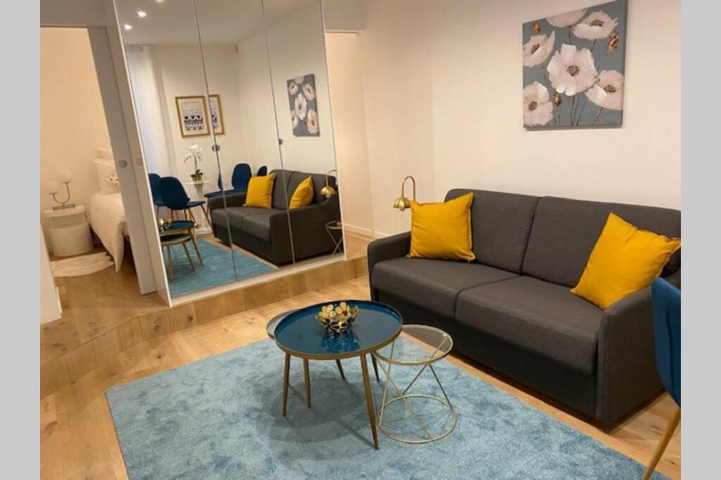 Stylist And Cosy Appartement In Montparnasse Paris Exterior foto
